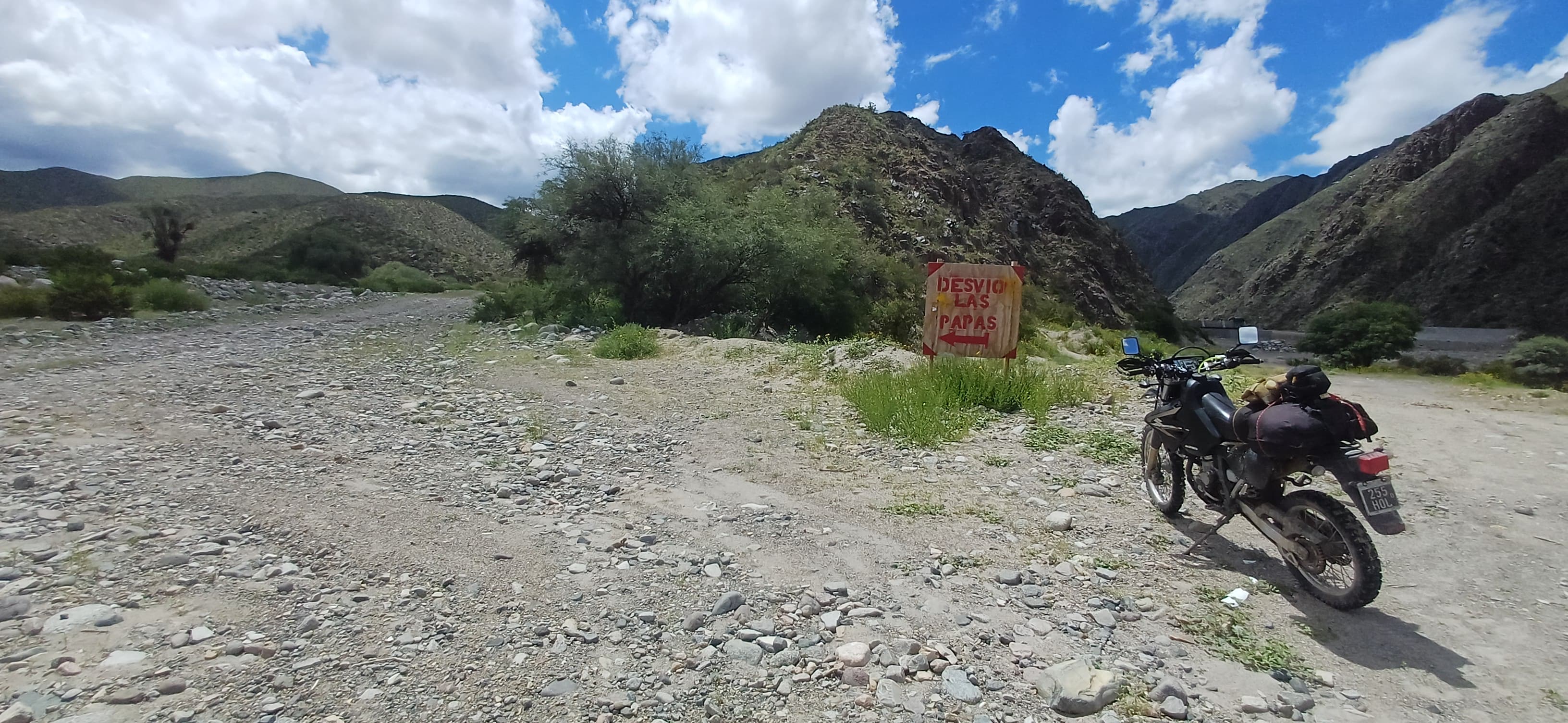 Campo de Piedra Pomez through Las Papas during route scouting.
